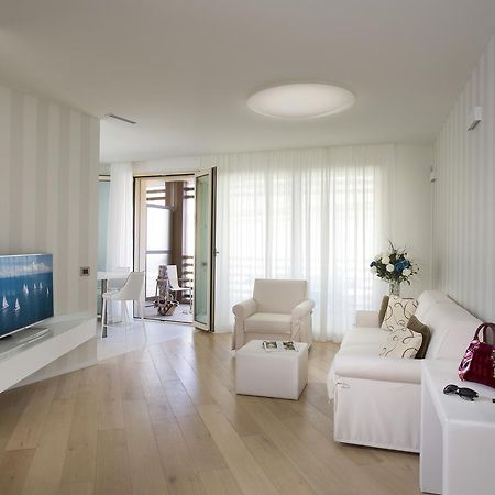 Embassy Aparthotel Rimini Luaran gambar