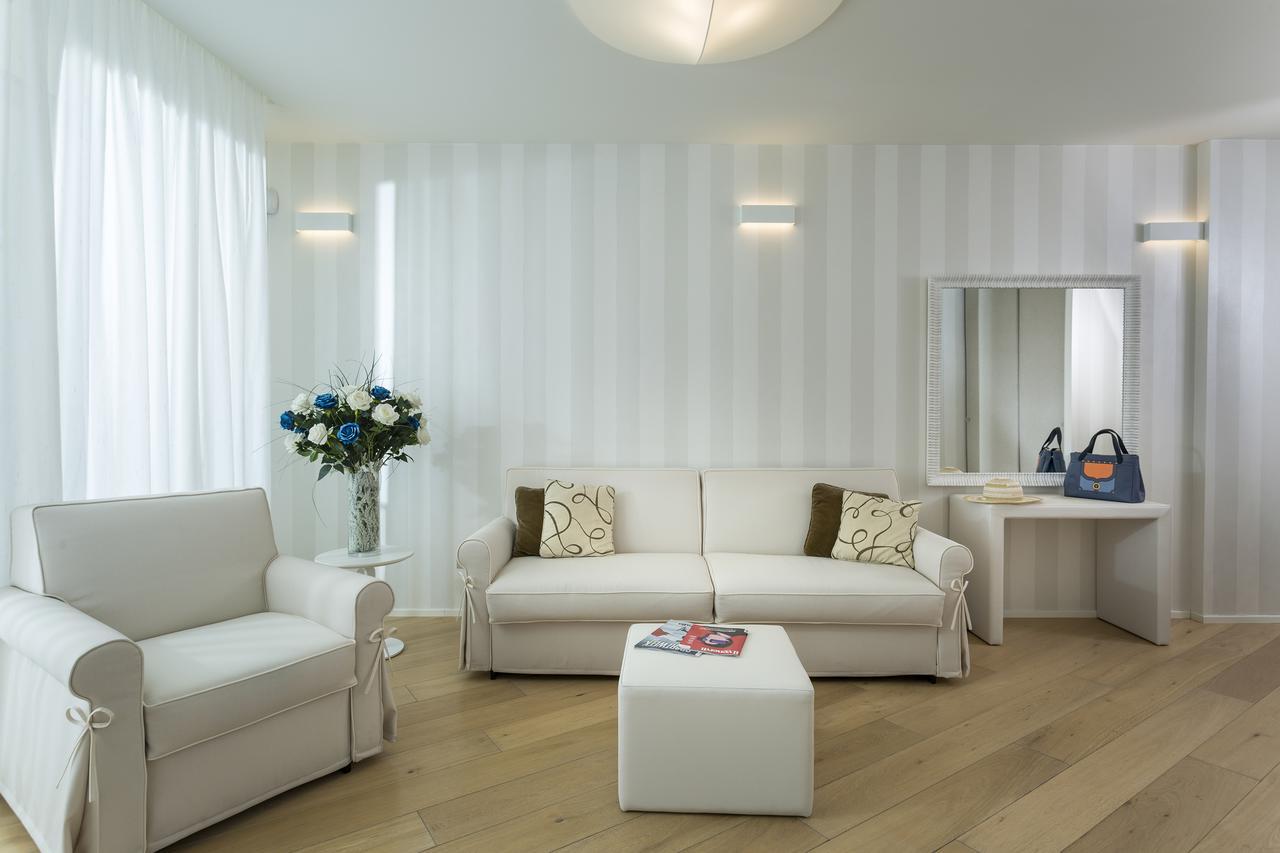 Embassy Aparthotel Rimini Luaran gambar