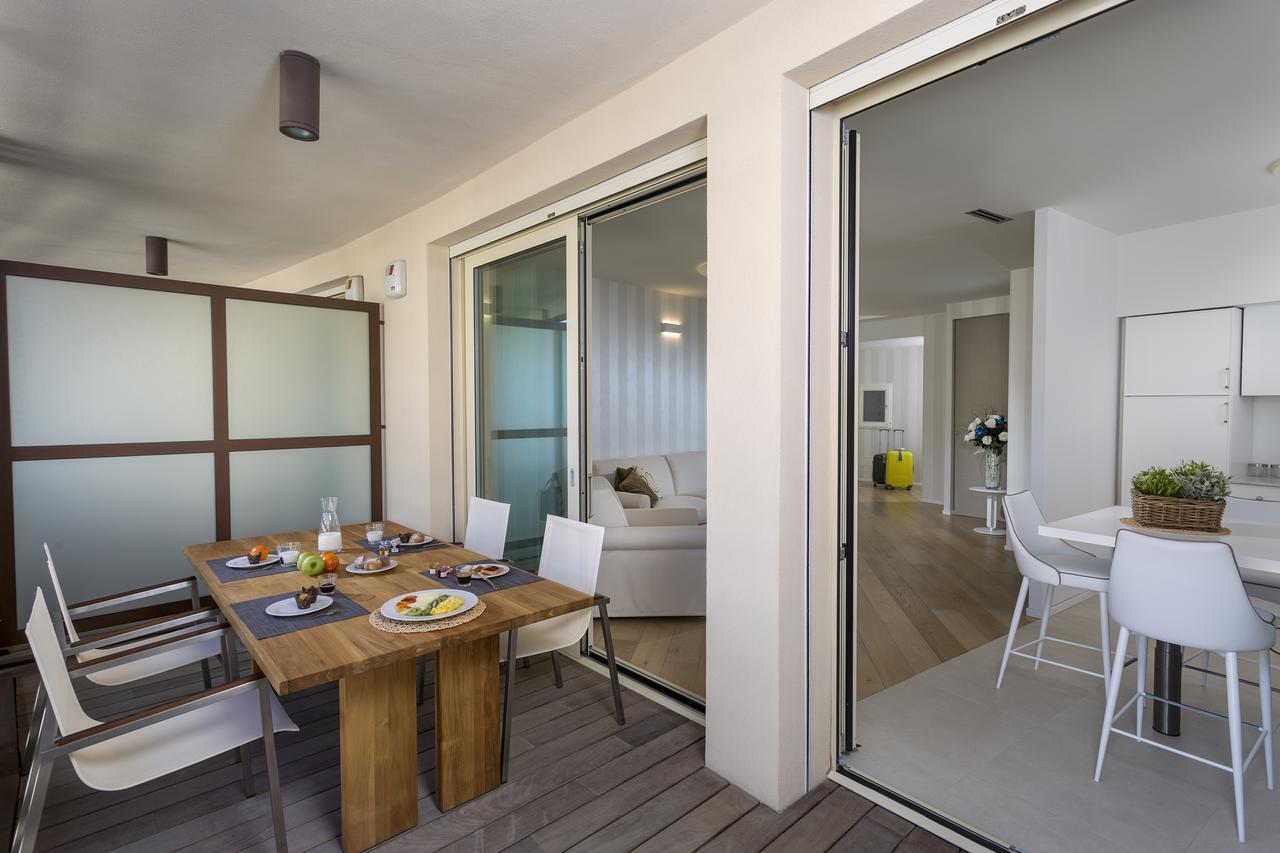 Embassy Aparthotel Rimini Luaran gambar