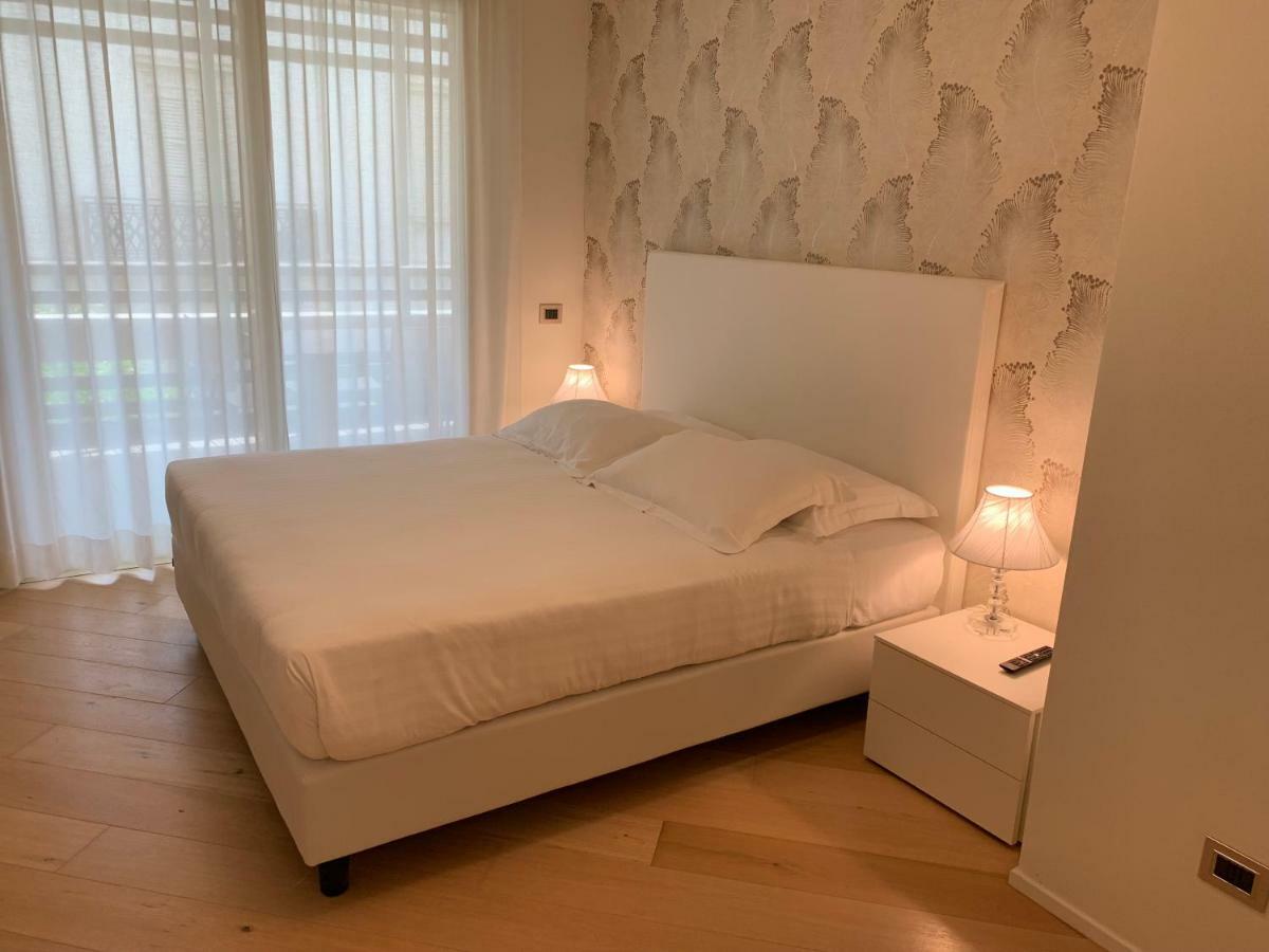 Embassy Aparthotel Rimini Luaran gambar
